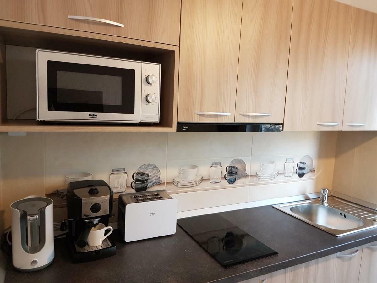 Tania Apartament Орадя Екстер'єр фото